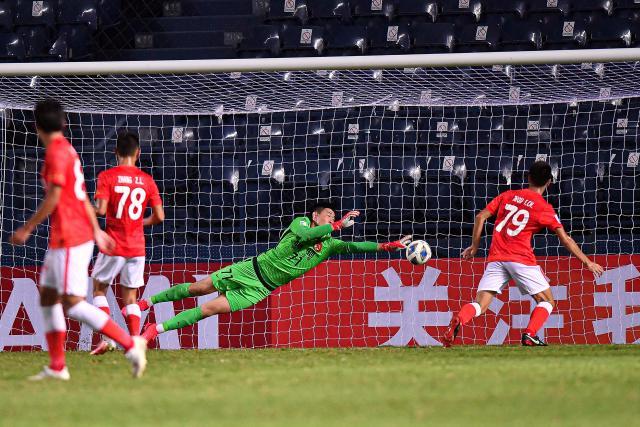 开云娱乐-3连败广州队亚冠头一遭 青年军希望提升进攻效率