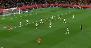 开云在线-【友谊赛】马尔穆什射门中柱，西班牙0比0埃及